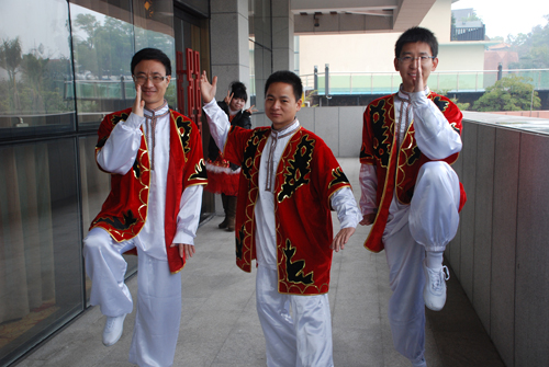 乐玩体育在线客服,年会之幕后花絮